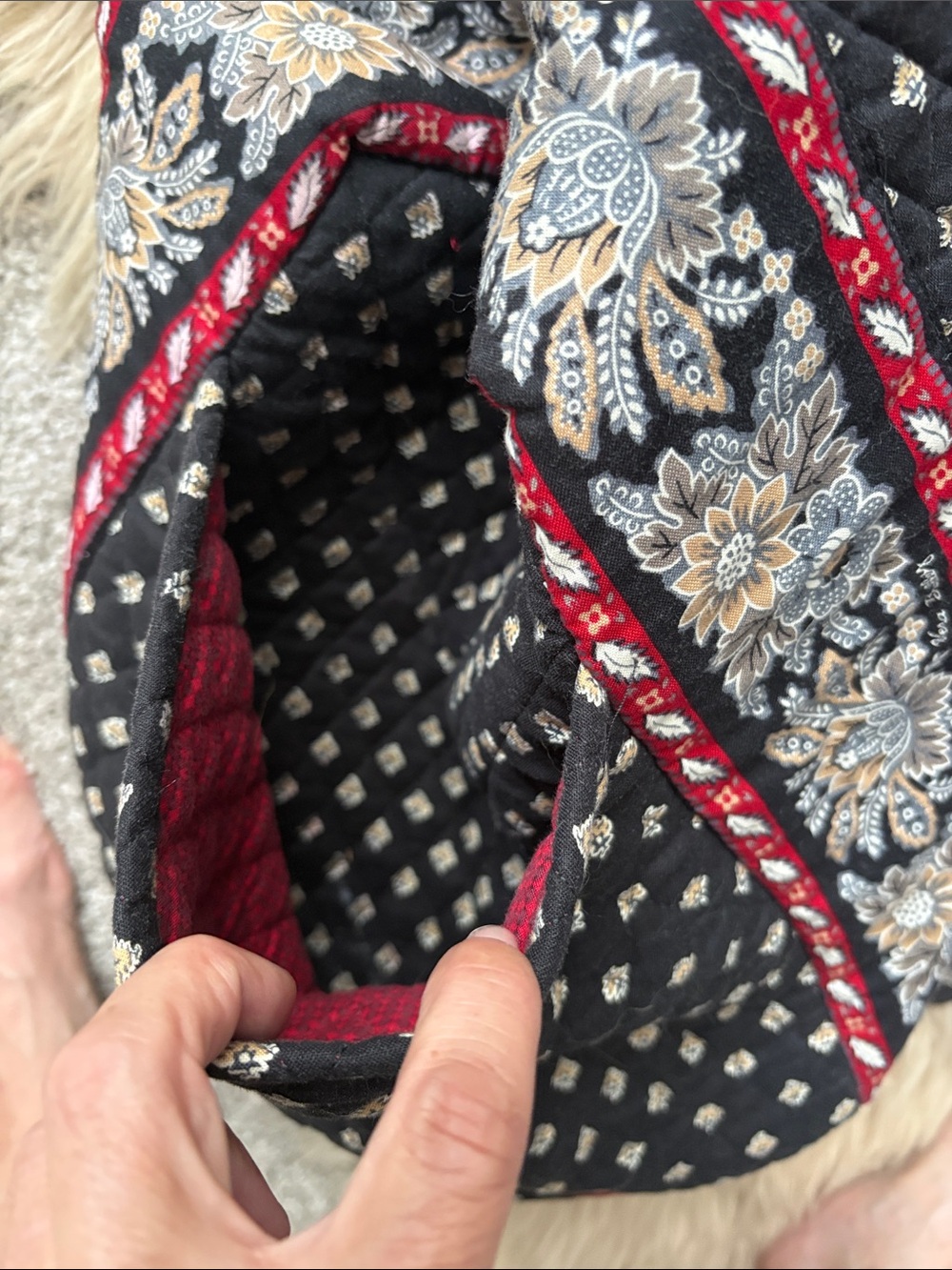 Vera Bradley Black Quilted Tote with Red and Cream Floral Trim - Picture 5 of 9